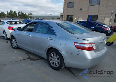 2008 Toyota Camry Hybrid z USA, uszkodzony, nr VIN JTNBB46K683048269